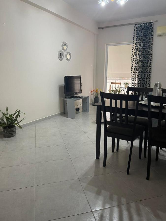 Cozy Apartment In Nea Palatia-Oropos Exterior foto